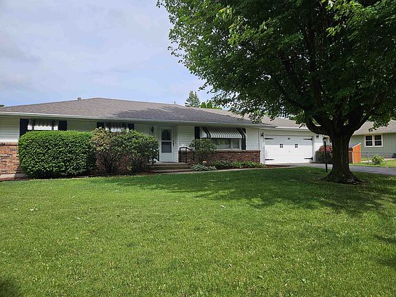 3rd image of 8411 Bobolink Dr
