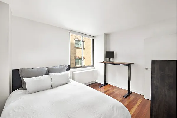 Sold by Stribling | media 3