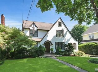 259 Lincoln Ave, Ridgewood, NJ 07450