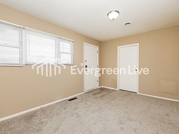 5th image of 2712 Holman St