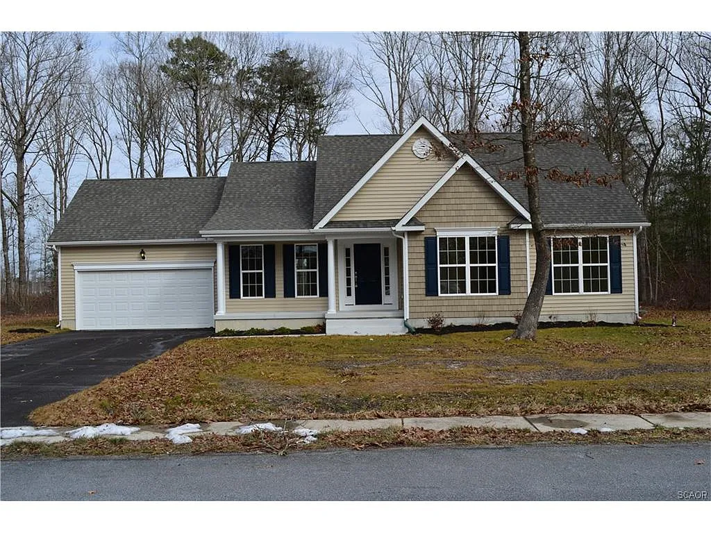 25891 Country Meadows Dr photo 1