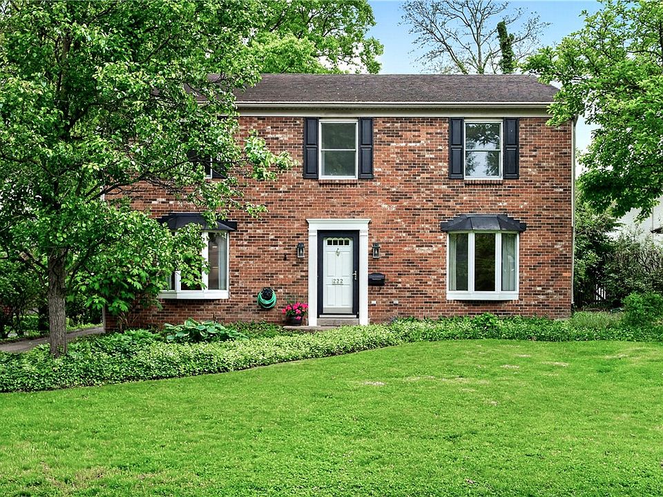 1st image of 222 Wisteria Dr
