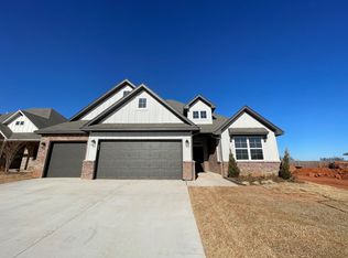 11237 SW 30th St, Yukon, OK 73099