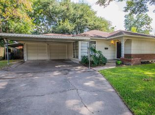 5543 Berry Creek Dr, Houston, TX 77017