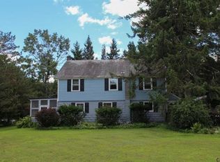 29 Arnold Rd, Malta, NY 12020