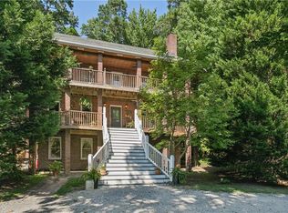 321 Maxwell Ln, Newport News, VA 23606