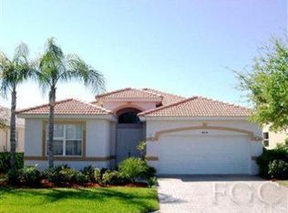 9434 Golden Rain Ln, Fort Myers, FL 33967
