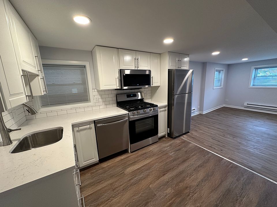 1st image of 2717 W Carmen Ave #G