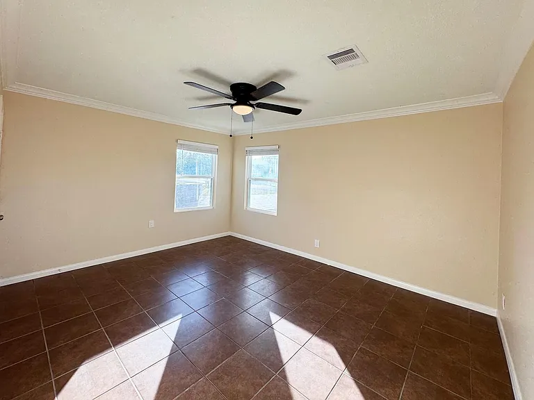 3238 Texas Ave — Photo 8