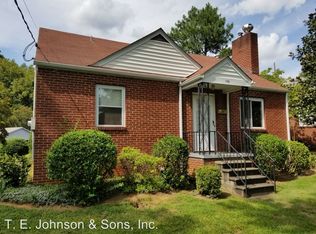 1701 Ardsley St, Winston Salem, NC 27103