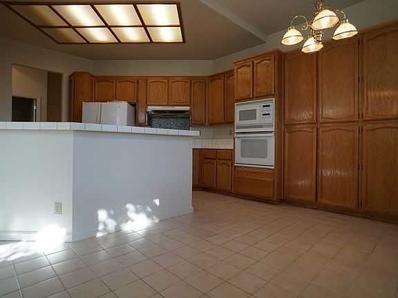 4th image of 100 Burwood Way