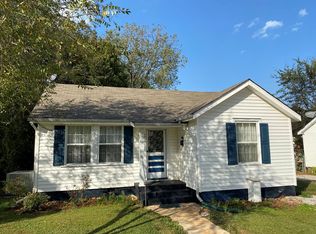 1013 E 1st St, Tuscumbia, AL 35674