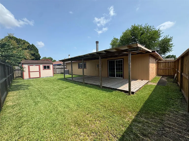 9831 Shell Rock Rd — Photo 35