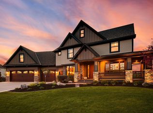 1050 Rivage Ln, Burnsville, MN 55306