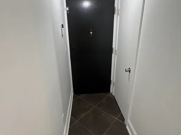 35300 Woodward Ave APT 202, Birmingham, MI 48009