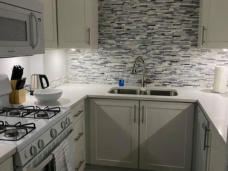 426 S Austin Blvd #GS — Photo 8