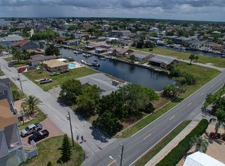 13726 Victor Ave, Hudson, FL 34667