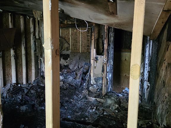5th image of 3404 Western Ave