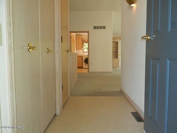 5th image of 2822 Bridgeside Dr SE #0