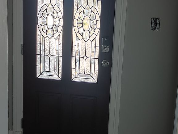 2nd image of 330 W 10th St