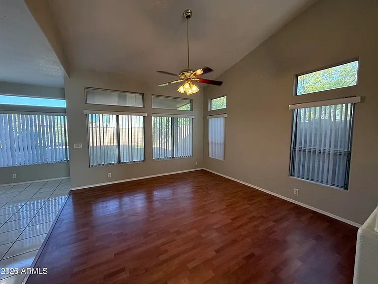 1253 N Spire Ct — Photo 18