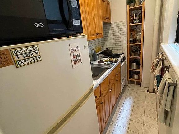 4th image of 455 W 34th St APT 2C