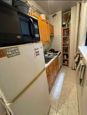 Rented by Green Home NY Realty LLC | media 6