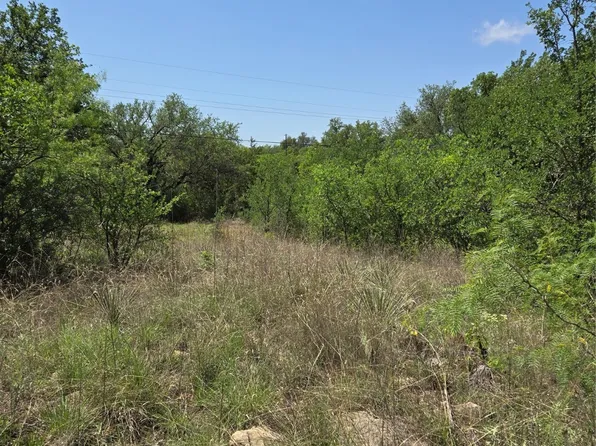 7143 Dillard Dr, Brownwood, TX 76801