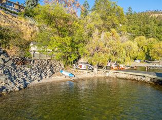 1988 Dewdney Rd, Kelowna, BC V1V2C3