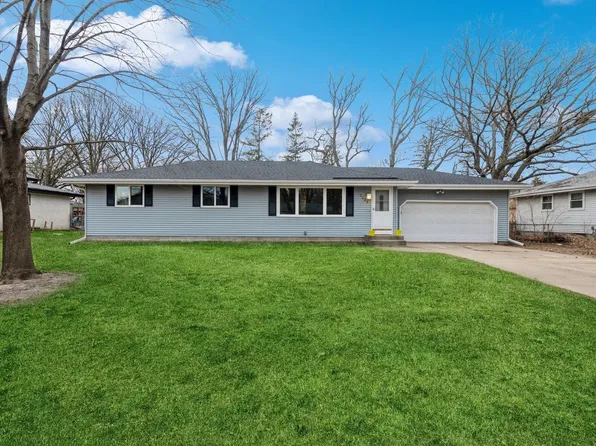 5229 Oconnell Dr, Mounds View, MN 55112