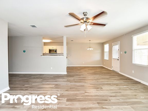 4th image of 2808 Amber Waves Ln