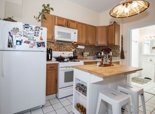 2545 W North Ave #2F, Chicago, IL 60647