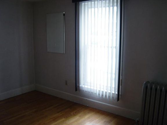 5th image of 150 Belmont St #1