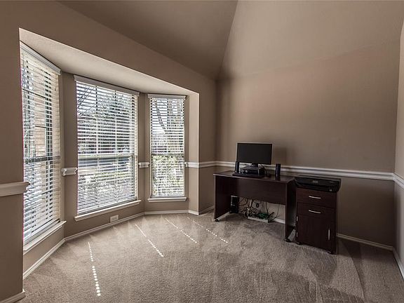 5th image of 5200 Bald Cypress Ln