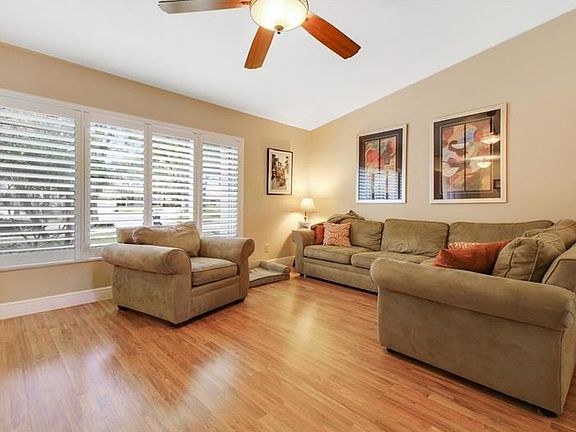 4th image of 3405 Hollyhock Way