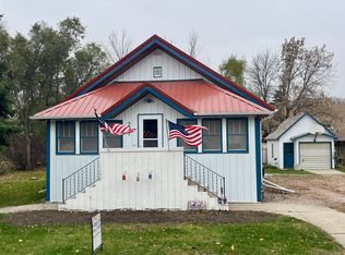 207 W Theodore St, Selby, SD 57472