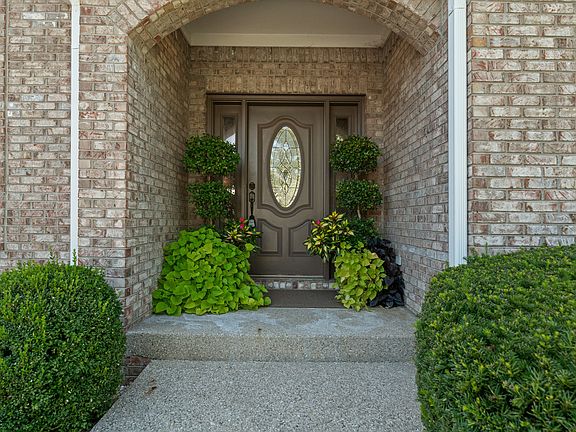 3rd image of 9620 Bramblewood Way