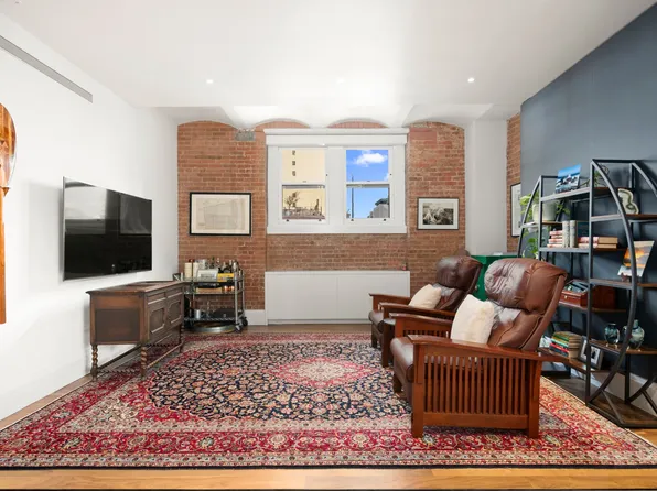 55 Hudson Street image 12 of 23