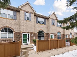 6457 Regency Ln, Eden Prairie, MN 55344