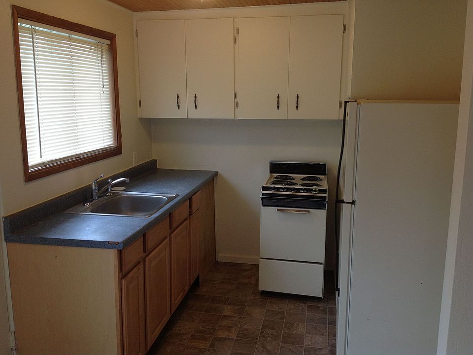 1st image of 1315 Violet St SE APT 5