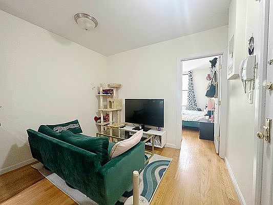 2nd image of 502 E 79th St APT 2E