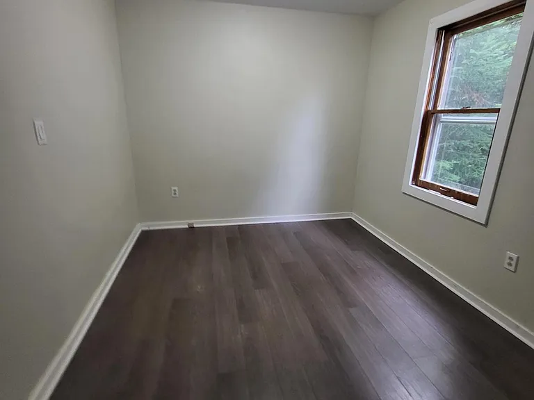 448 Arnley St #1 — Photo 9