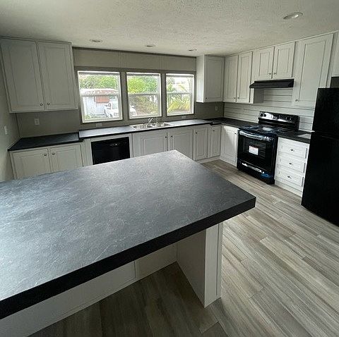 2nd image of 6460 Easter Cay Way
