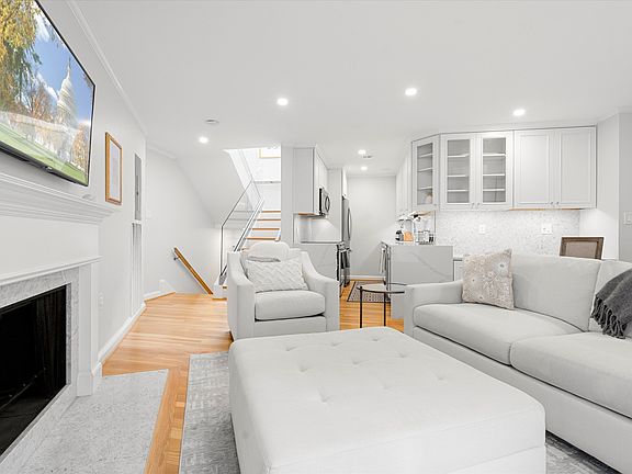 3rd image of 3222 Cherry Hill Ln NW #2-C2