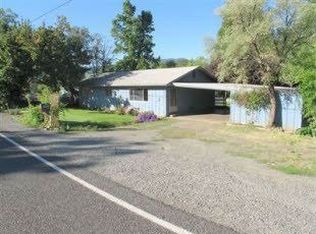 5670 Cloverlawn Dr, Grants Pass, OR 97527