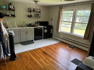 1 bed, 800 sqft, $1,300 — Photo 3