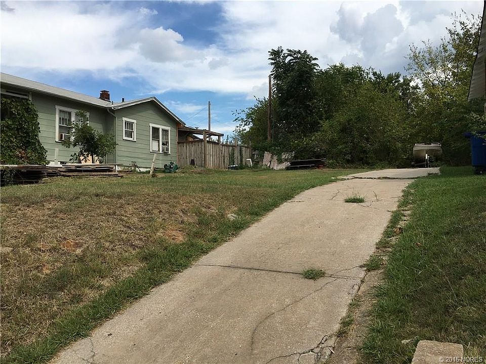 2nd image of 1345 N Denver Ave