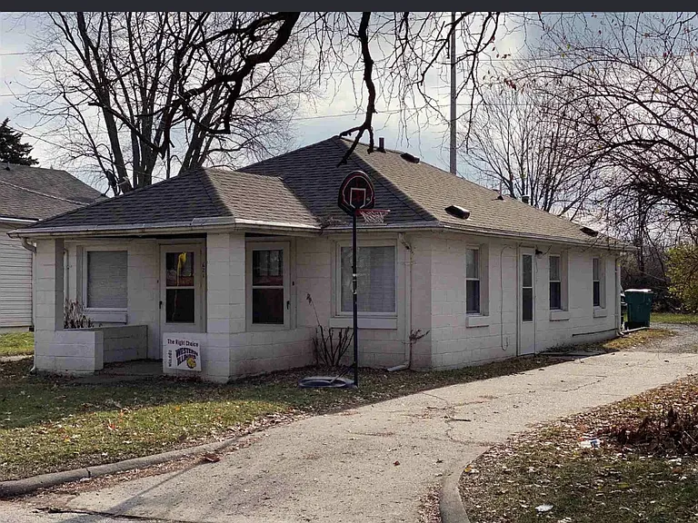 621 W Carroll St #WEST — Photo 2