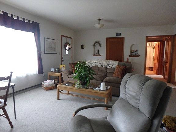 2nd image of 306 S Campbell St