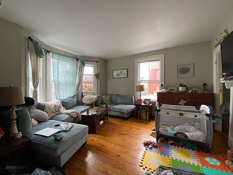 61 Manning St — Photo 15